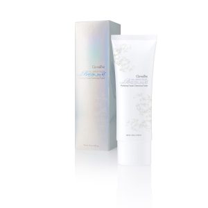 Alternative view of กลามอรัส บูเต้ เพียวริฟายอิ้ง เฟเชียล คลีนซิ่ง โฟม